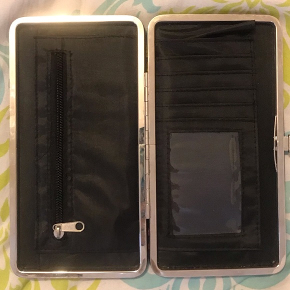 Justin Bieber Wallet - Picture 2 of 2